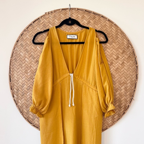STUNNING CLAUDE TULUM MUSTARD V-NECK BOHO DRESS W/ SLIT SLEEVES‎ NWOT - Picture 5 of 12